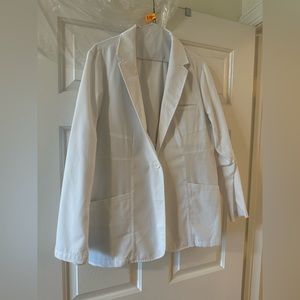 Medelita Elizabeth B white lab coat - women’s large